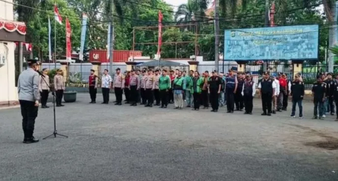 Keren! Cara Polsek Metro Penjaringan Getol Wujudkan Arahan Kapolda Metro dalam Gerakan Jaga Jakarta Melalui Sabuk Kamtibmas