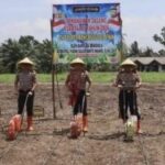 Teladan Sang Kapolda, Irjen Pol. Yudhi Sulistianto Pimpin Penguatan Pangan Bengkulu