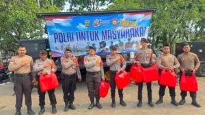 Hadir di Tengah Duka, Dit Samapta Polda Metro Jaya Ringankan Beban Pengungsi Ancol