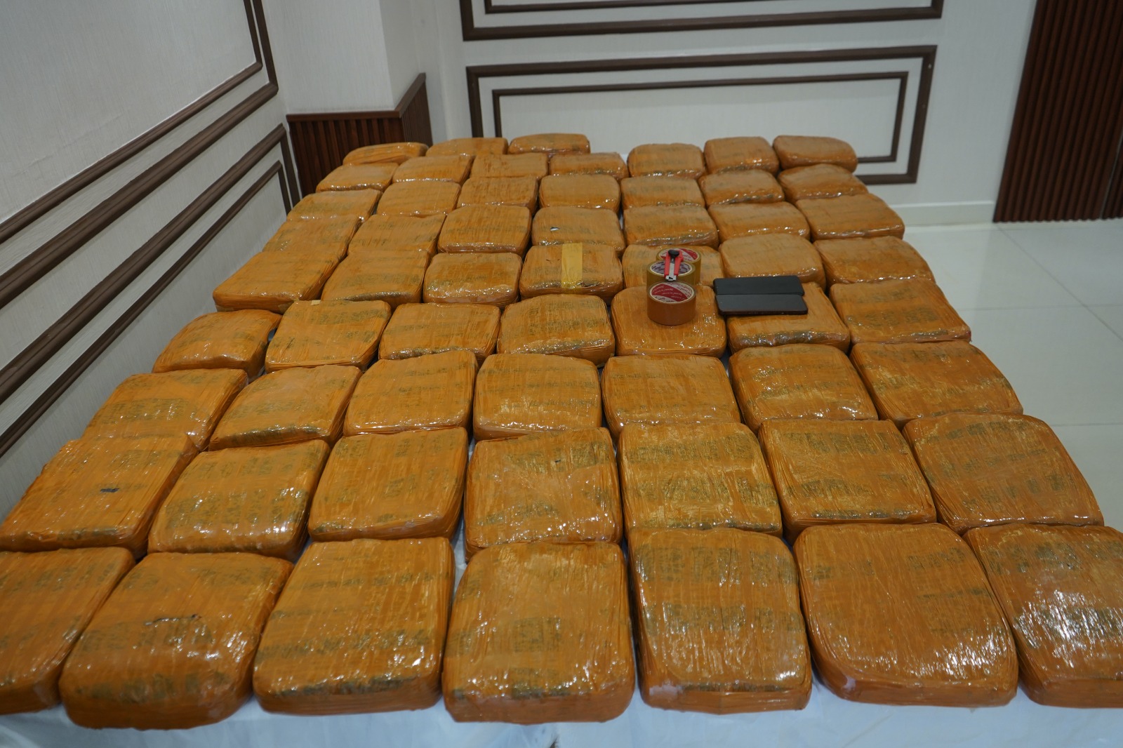 Di Petamburan Jakbar, Polda Metro Jaya Gulung Komplotan Peredaran Ganja 52,5 Kg