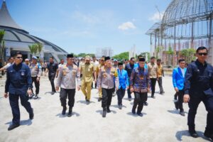 Kapolri Puji Rekam Jejak Panjang Muhammadiyah Bangun Bangsa