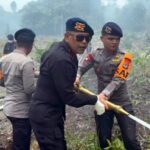 Jejak Sepatu Komandan Brimob di Atas Tanah Berasap Selimau