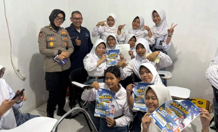Sesuai Arahan Kapolda Metro Jaya, Ribuan Polisi Jadi ‘Orangtua Asuh’ bagi Pelajar SMK di Kota Bekasi
