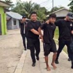 Detik-detik Dramatis Penggerebekan Sarang Narkoba di Percut Sei Tuan