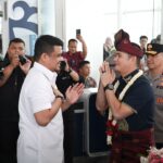Simbol Penghormatan Tertinggi Tanjak Melayu Sambut Kapolda Sumut Irjen Pol. Sonny Irawan