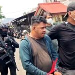 ‎Ditresnarkoba Polda Metro Jaya Sisir Kampung Ambon Tiga Kali Seminggu, Amankan Sabu dan Senjata Tajam ‎