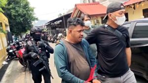 ‎Ditresnarkoba Polda Metro Jaya Sisir Kampung Ambon Tiga Kali Seminggu, Amankan Sabu dan Senjata Tajam ‎