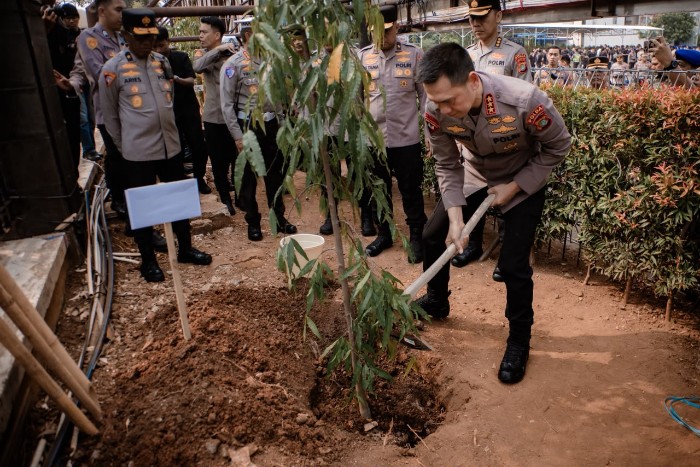 Kapolda Metro Jaya Gaungkan Green Policing, Pembenahan Lingkungan Dimulai dari Mako