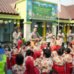 Samsat Polda Metro Jaya Edukasi Anak TK Lewat Program Polisi Sahabat Anak