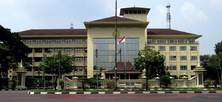 Mutasi Pati Pusdokkes dan Puskeu Polri: Irjen Asep Hendradiana dan Irjen Lukas Akbar Abriari Persiapan Pensiun