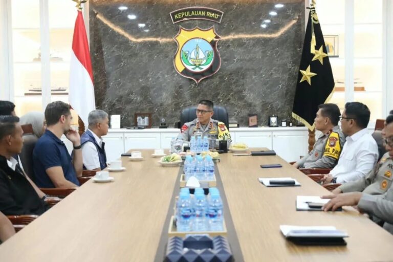 Benteng Laut Perbatasan, Polda Kepri Rangkul Interpol Cegah Penyelundupan Bahan Kimia Berbahaya