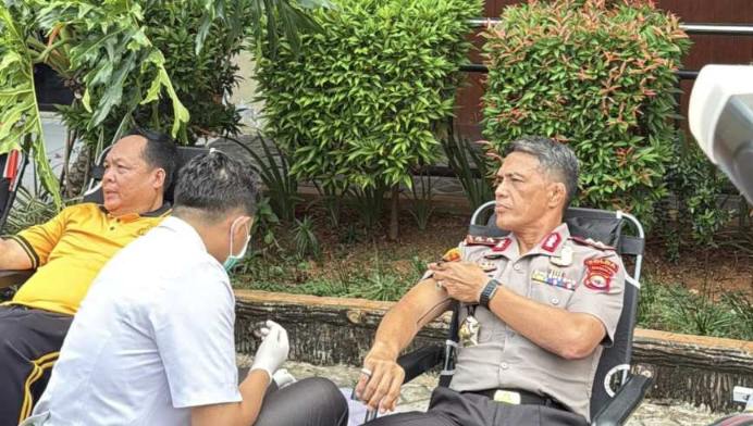 Gelorakan Polisi Bersama Masyarakat, Polda Bengkulu Donor Darah Peringati HUT Humas Polri ke-75