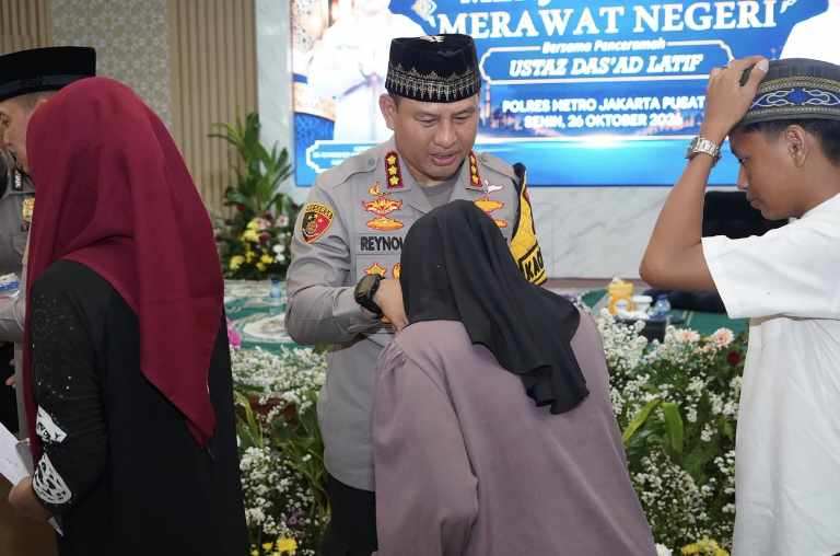 Layani Masyarakat Bukan Perkara Mudah,  100 Anak Yatim Doakan Polres Metro Jakpus Lancar Bertugas
