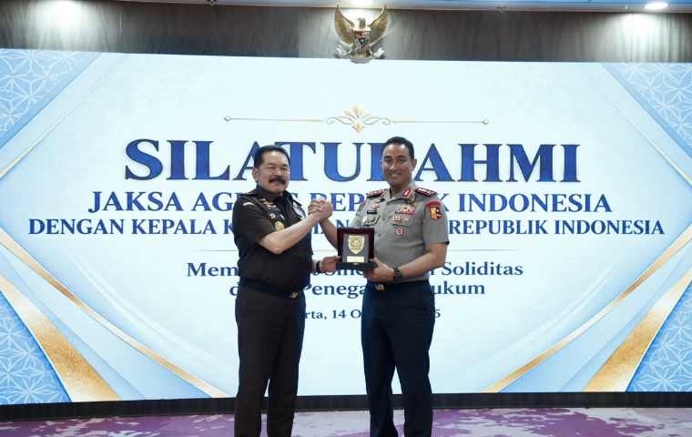 Tingkatkan Pelayanan Hukum Untuk Masyarakat, Kapolri Temui Jaksa Agung