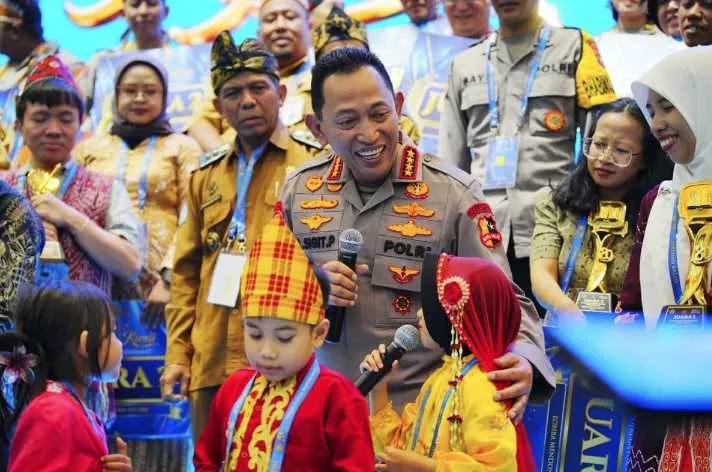 Wow, Lihainya Kapolri Memotivasi Anak-anak