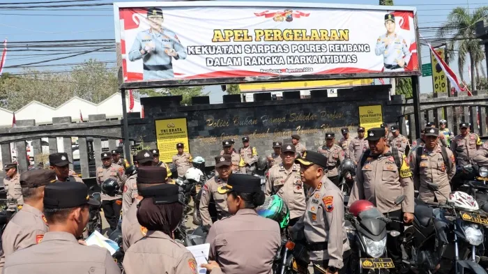 Kapolres Rembang Minta Anggota Melayani Secara Ikhlas dan Berkah