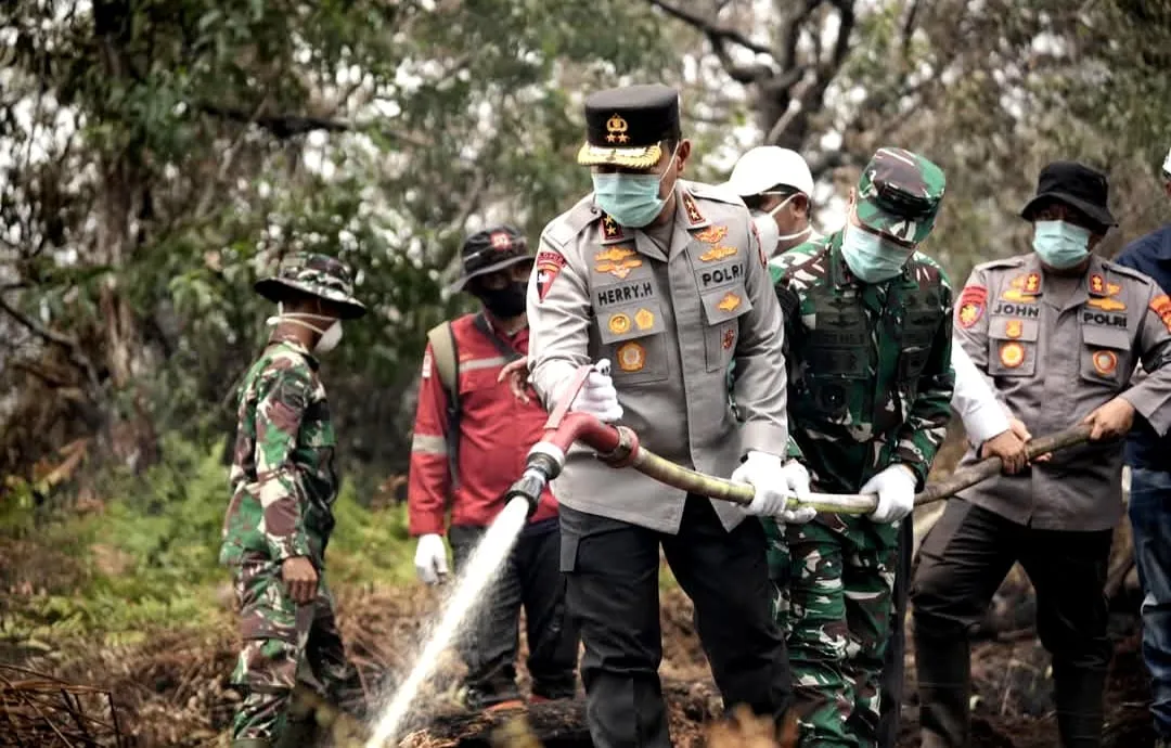 Tujuh Belas Bulan Jadi Kapolda Riau, Presiden Prabowo Puji Kinerja Irjen Pol. Herry Heryawan
